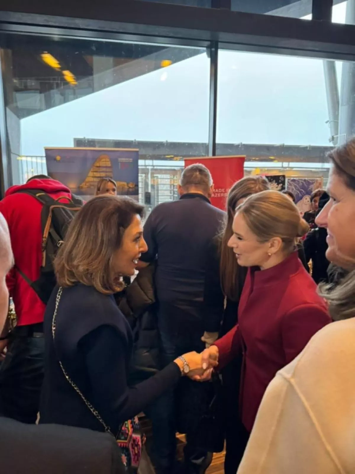 Poland’s first lady honors Azerbaijan’s cultural showcase at Warsaw Charity Bazaar PHOTO