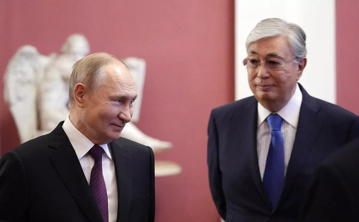 Kazakh, Russian presidents hold phone talks on bilateral relations