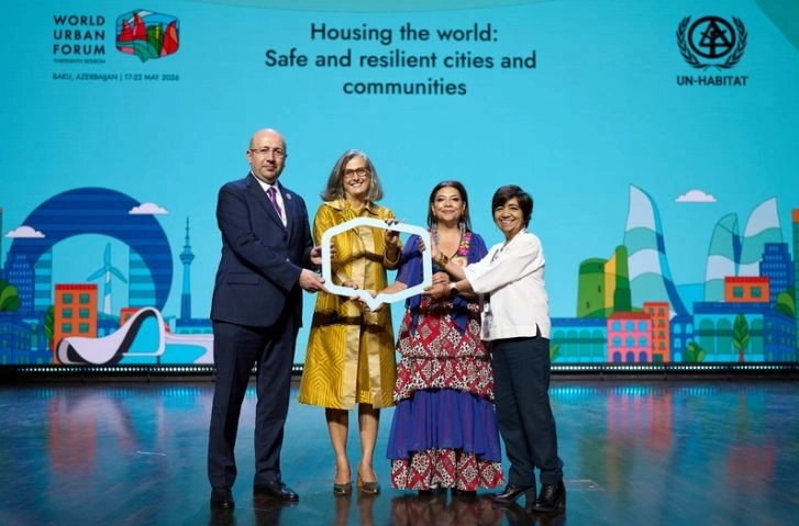 Azerbaijan transfers WUF chairmanship to Mexico (PHOTO)