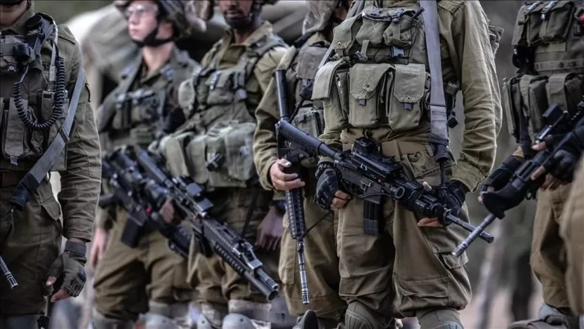 Israeli forces strike two suspects crossing “yellow line” in Gaza