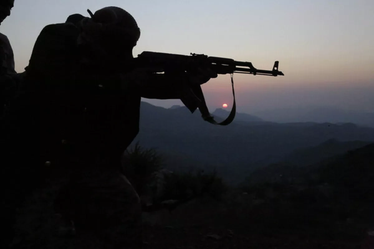 Yemeni army pounds Houthi targets with drones and missiles in 24 hours