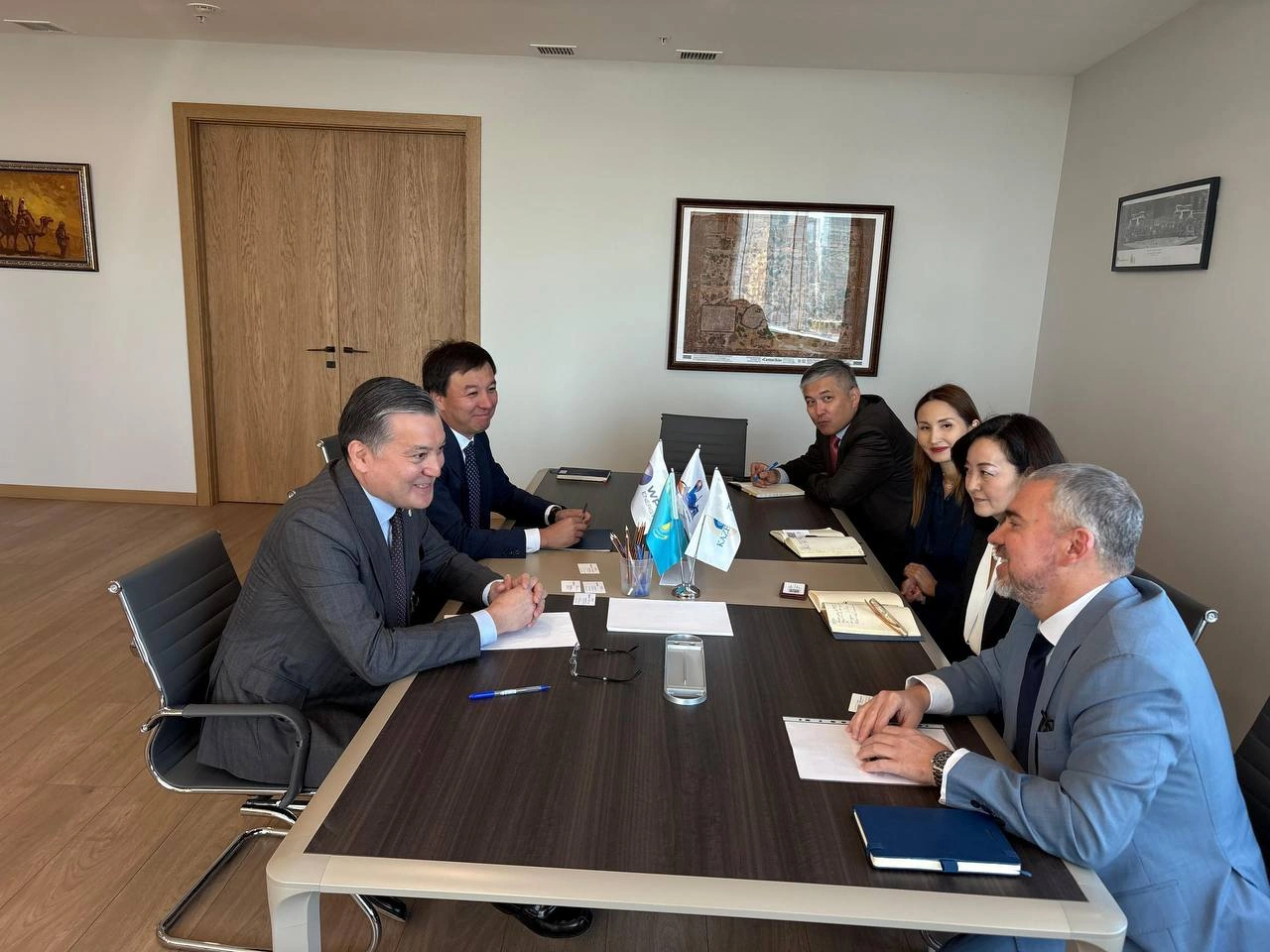 KAZENERGY, ExxonMobil discuss Kazakhstan oil and gas investment priorities