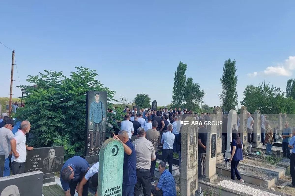 Azerbaijani captain who died in attack near Odesa buried in hometown PHOTO
