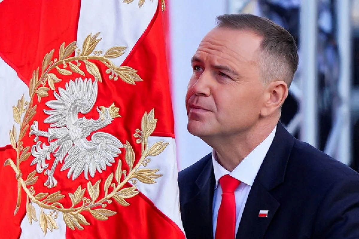 Polish president says Kyiv dispute about history, not politics