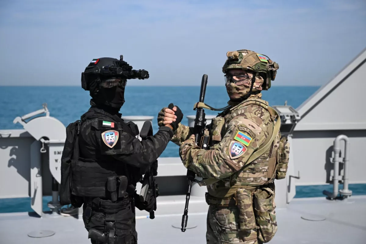 Azerbaijani, UAE presidents observe joint military drills in Abu Dhabi PHOTO