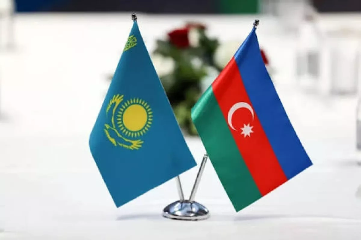Kazakhstan, Azerbaijan discuss cooperation on higher education