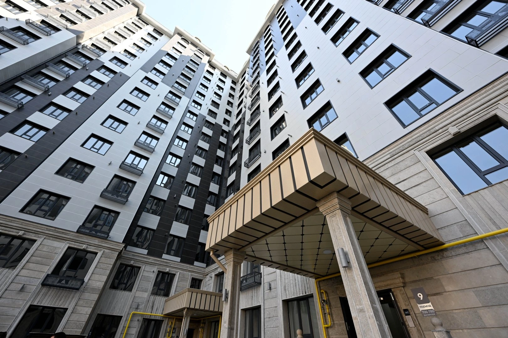 Kyrgyzstan opens new residential complex with over 1,000 apartments