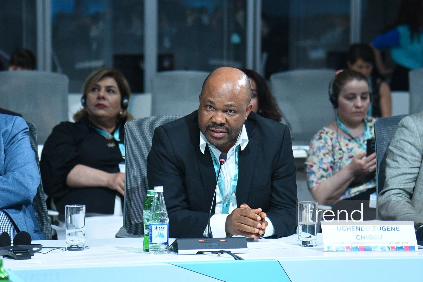 WUF13 hosts international roundtable on “Education and Professional Training” (PHOTO)