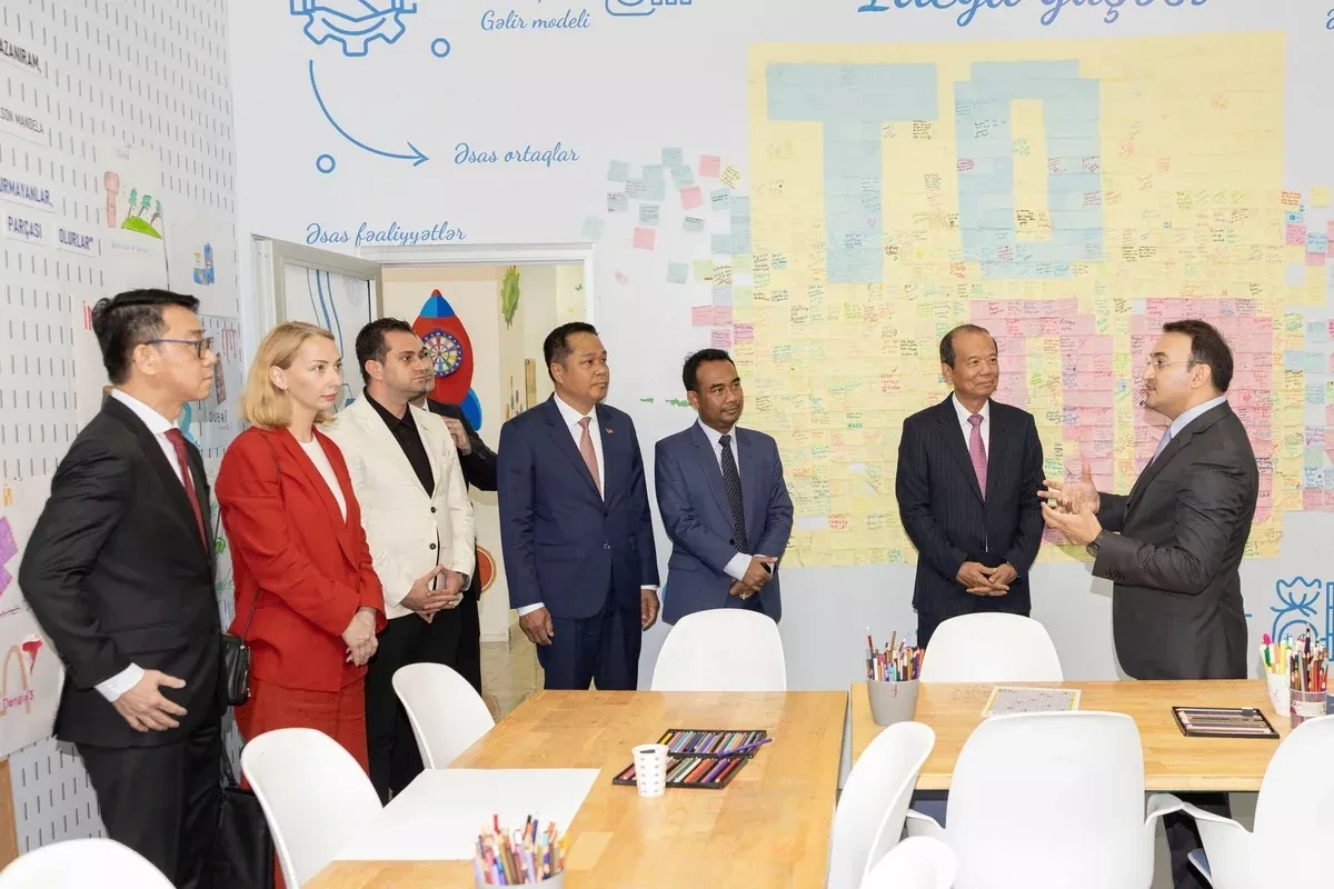 Cambodia looks to adopt Azerbaijan's ASAN Xidmət model PHOTO