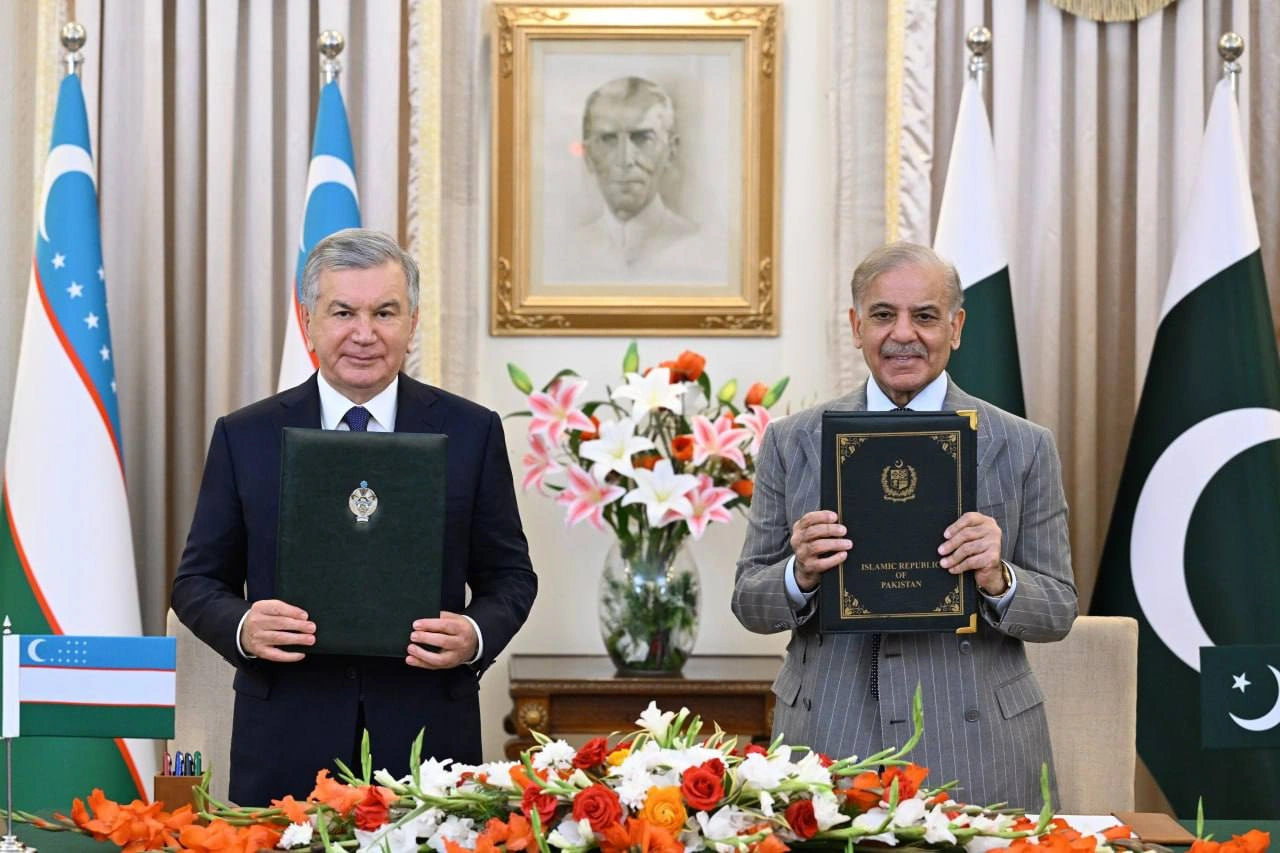 Uzbekistan, Pakistan strike deals across key sectors