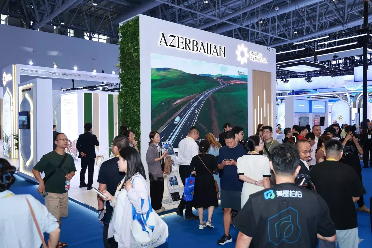 Azerbaijan promotes business opportunities at major China trade fair PHOTO