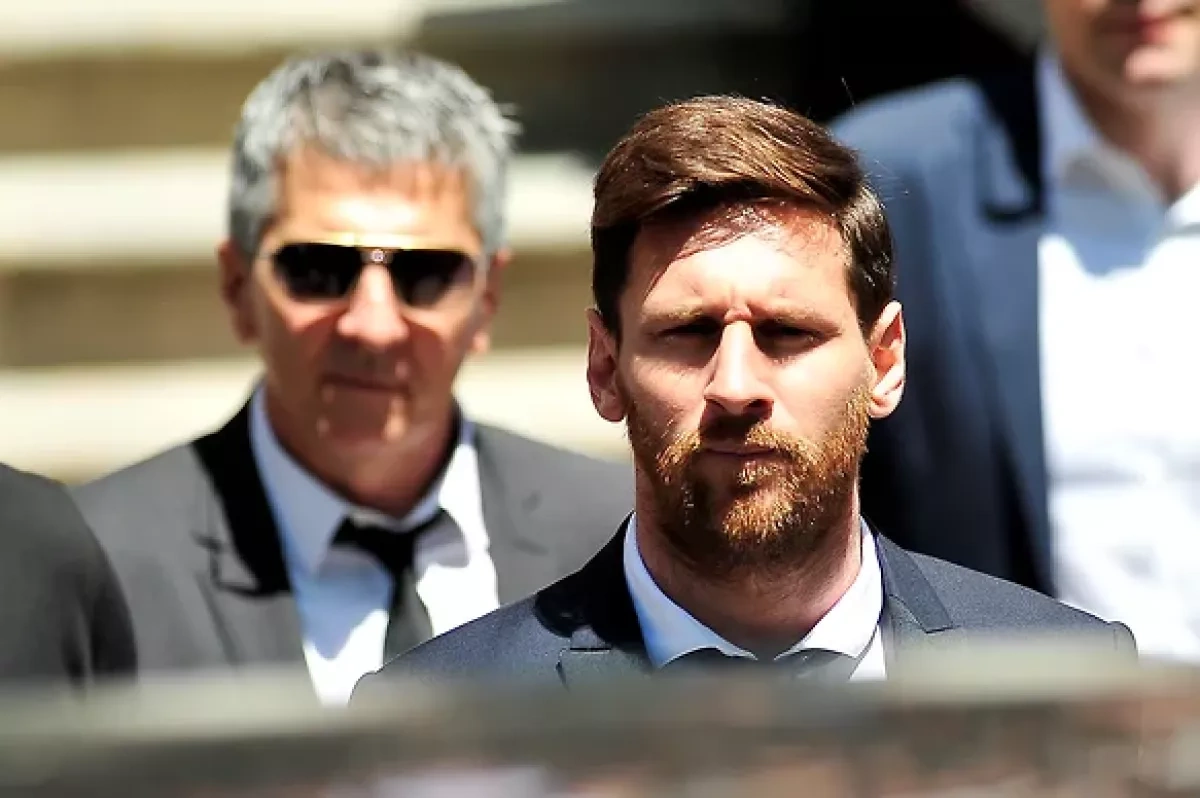 Messi to sue Argentine media over privacy breach at father's funeral