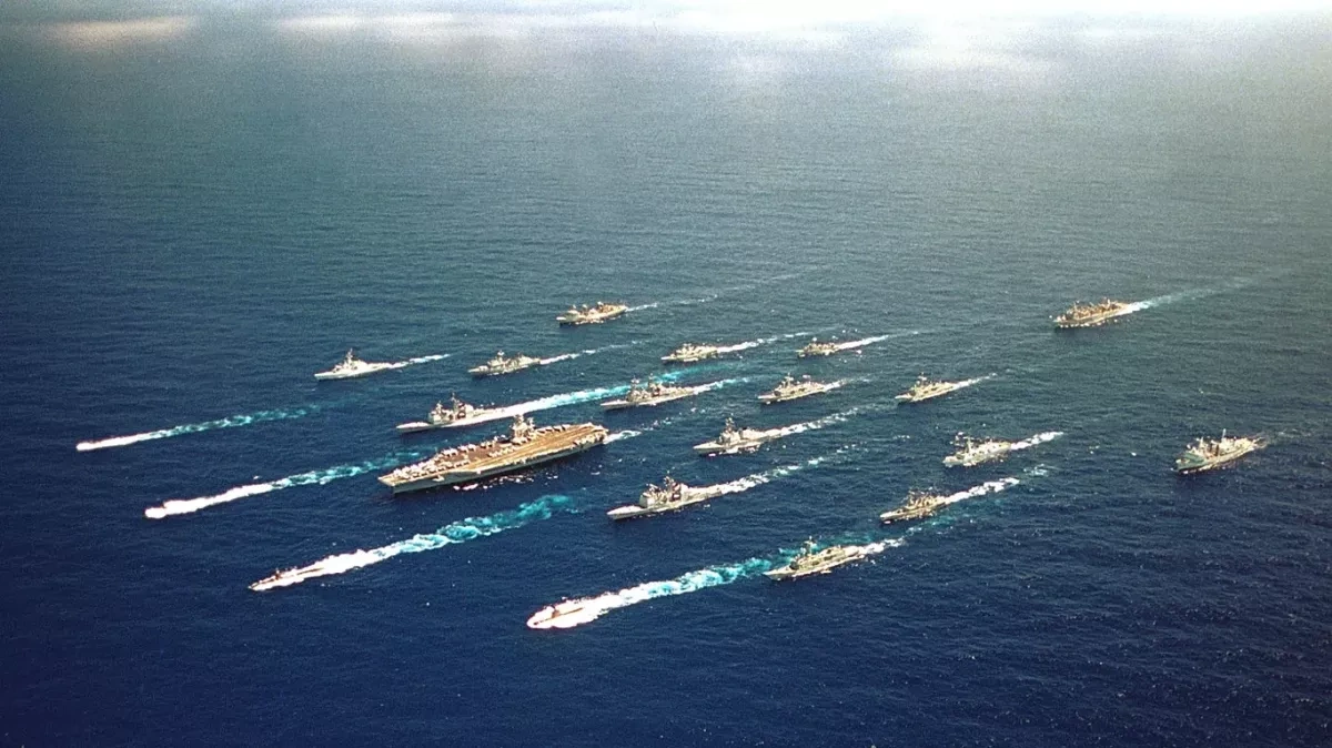 US Navy raises alert level as Houthis advance towards Bab el-Mandeb