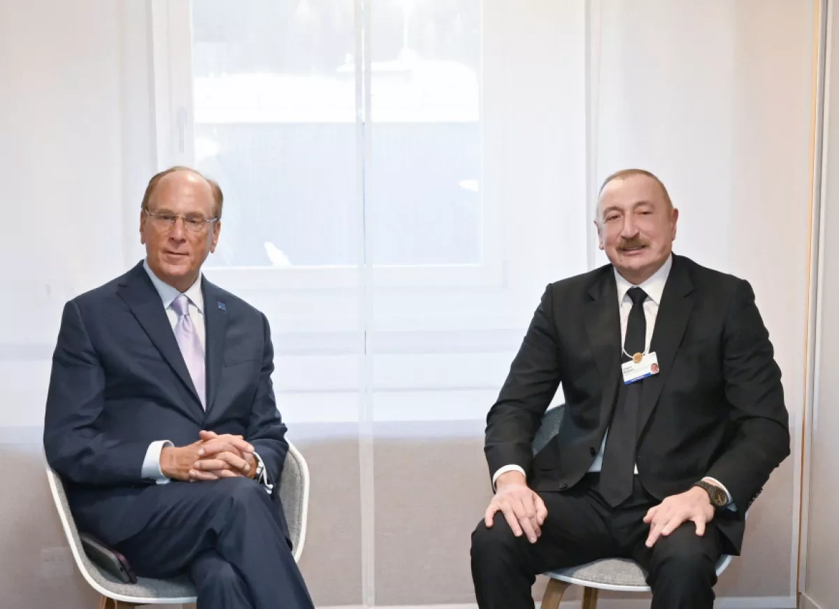 Azerbaijan, BlackRock sign MoU envisaging up to $1.5bn in infrastructure investments PHOTO