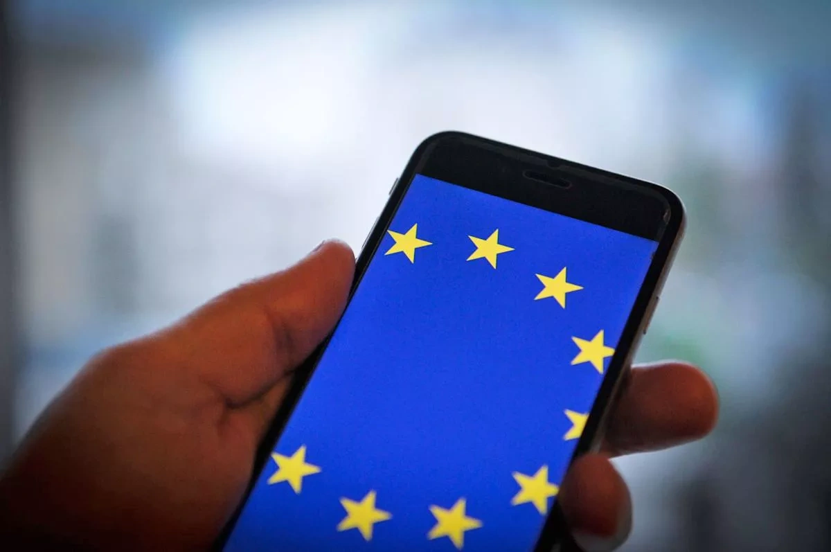 Politico: European Parliament lawmakers to use burner phones during China visit