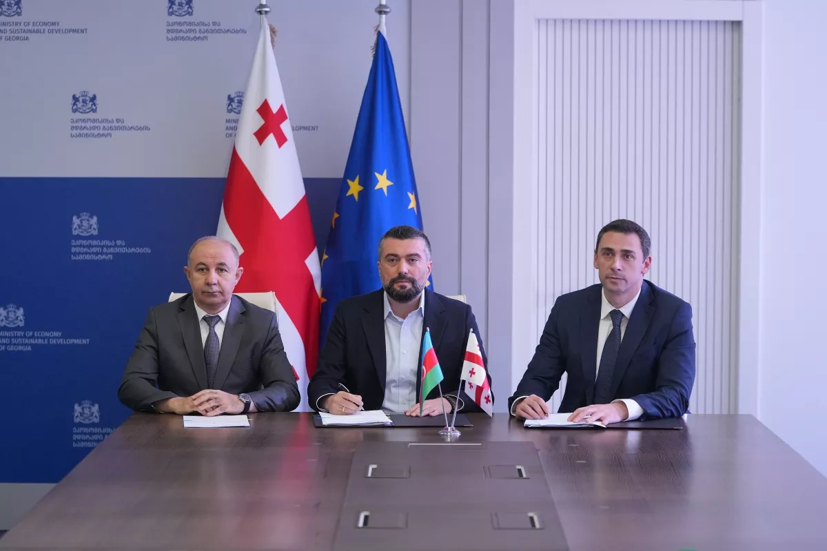 Tbilisi and Baku together: New agreements signed on BTK railway PHOTO