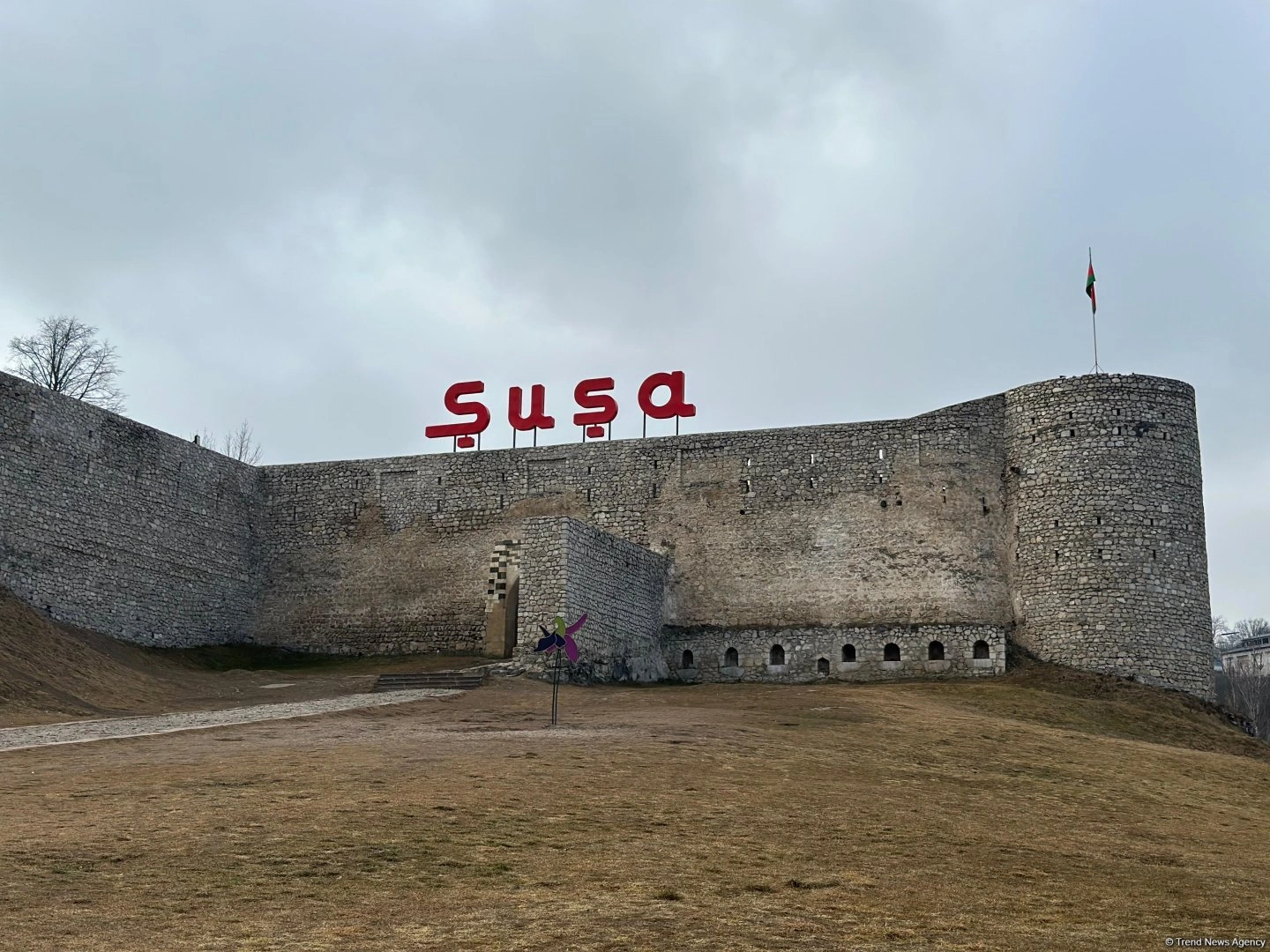 Azerbaijan minting rules for conducting demining efforts in its city of Shusha