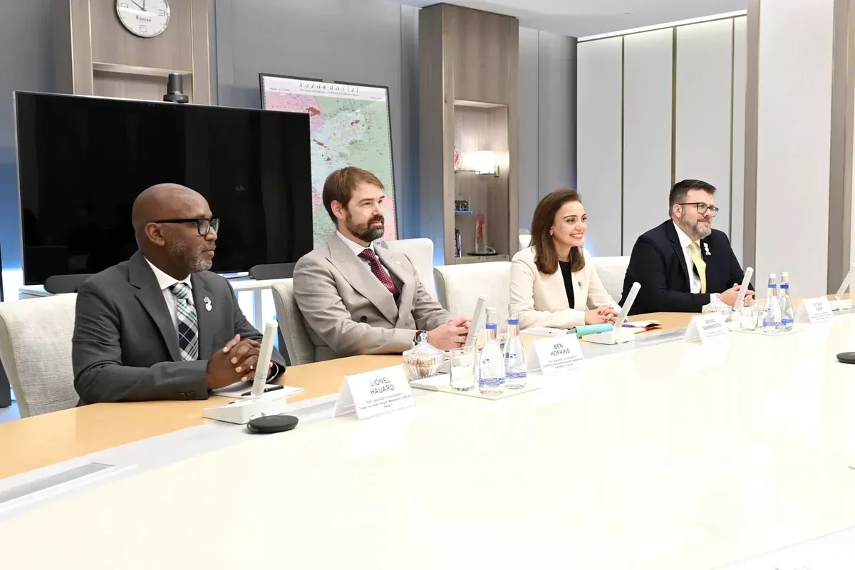 SOCAR, George Washington University review progress on cooperation programs PHOTO