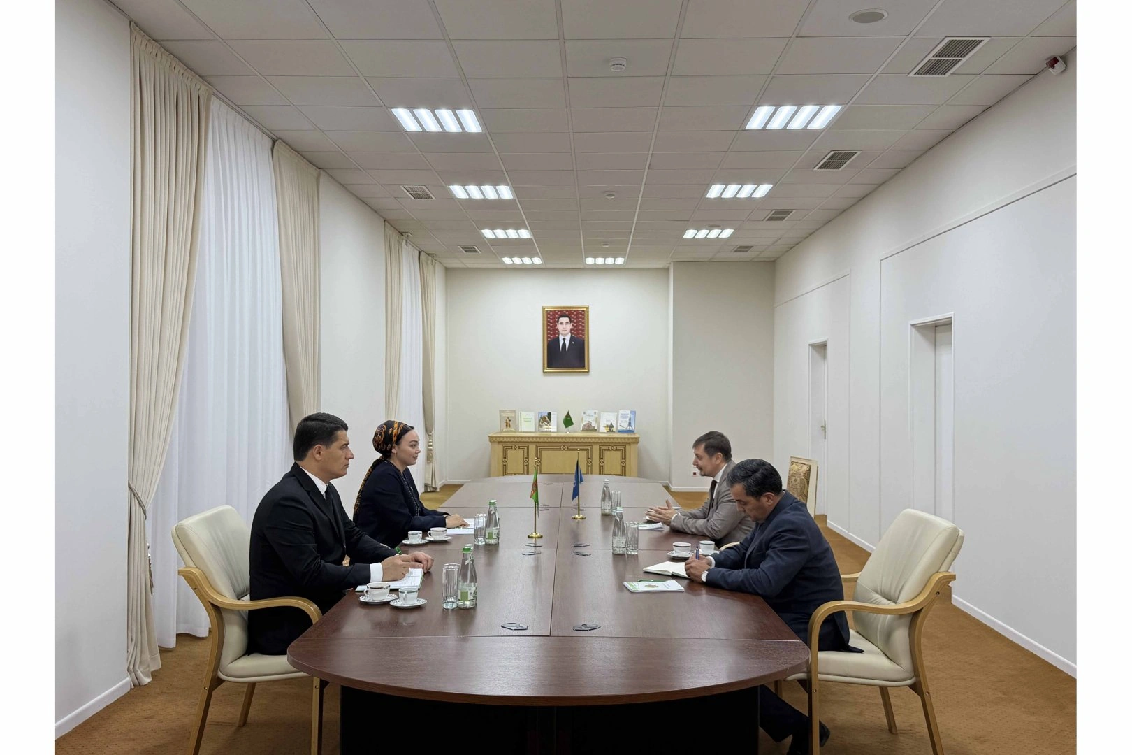 Turkmen parliament, UN discuss legal and digital cooperation