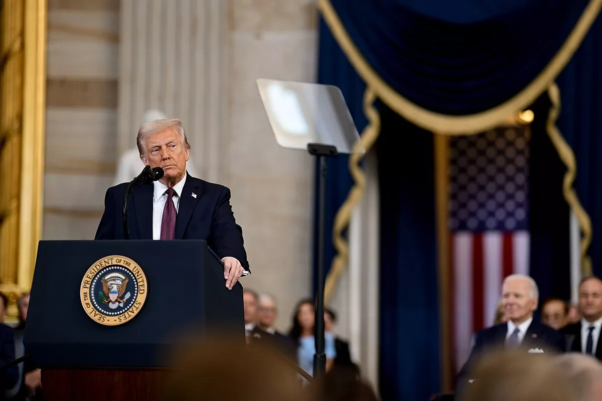 Trump remains “deeply involved” in Ukraine peace efforts, White House says