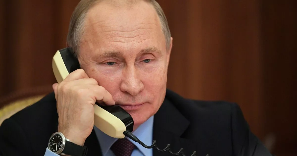 Putin communicates with officials only via secure lines – Kremlin
