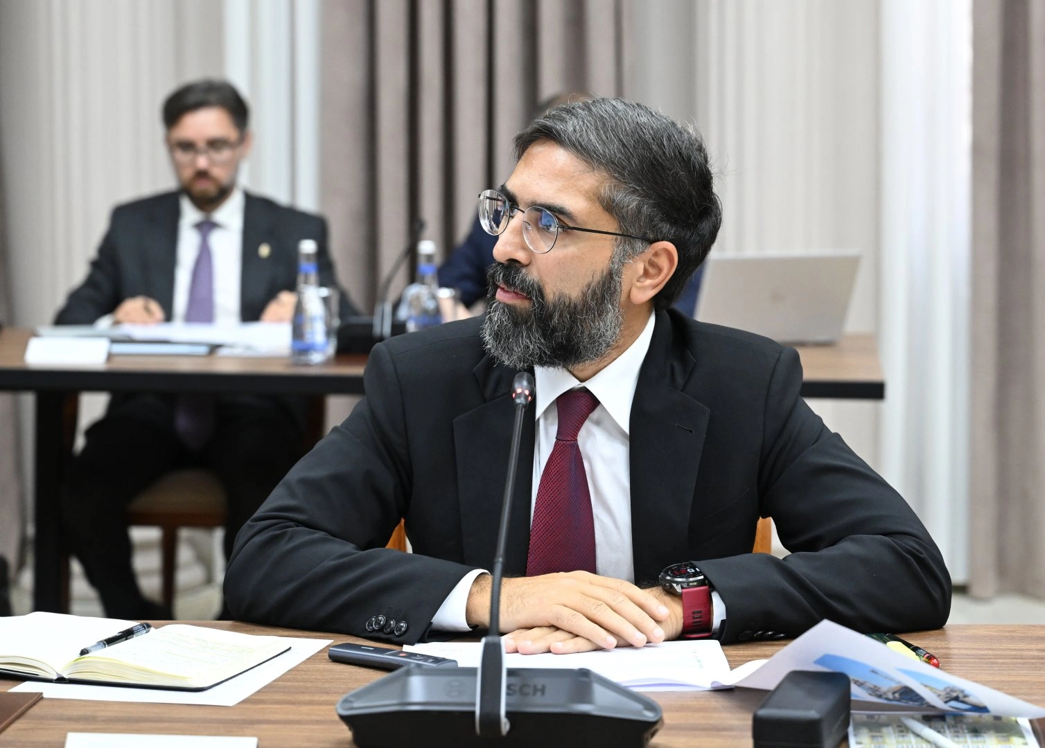 Azerbaijan’s Economic Council discusses oil refining modernization (PHOTO)